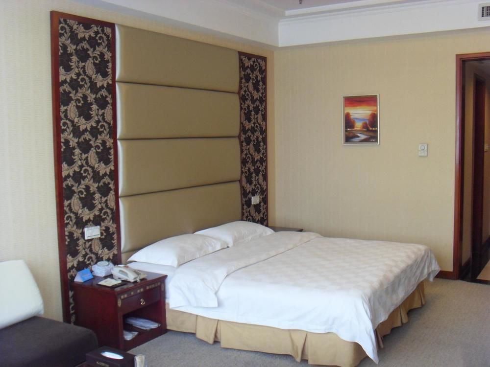 Yijing Holiday Hotel Yimeng Road Linyi  Buitenkant foto