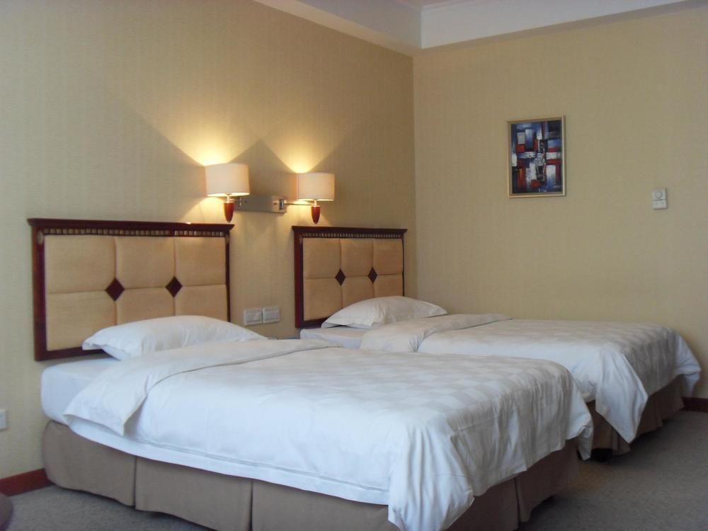 Yijing Holiday Hotel Yimeng Road Linyi  Buitenkant foto