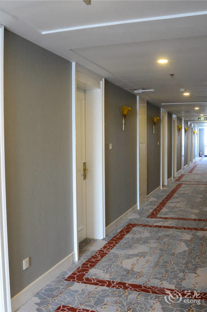 Yijing Holiday Hotel Yimeng Road Linyi  Buitenkant foto