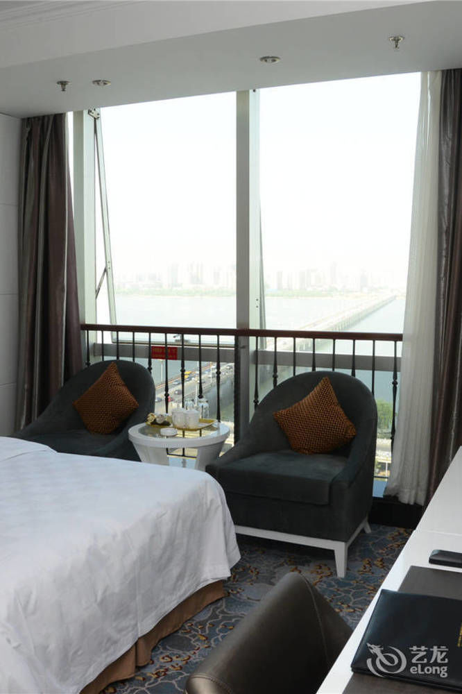 Yijing Holiday Hotel Yimeng Road Linyi  Buitenkant foto